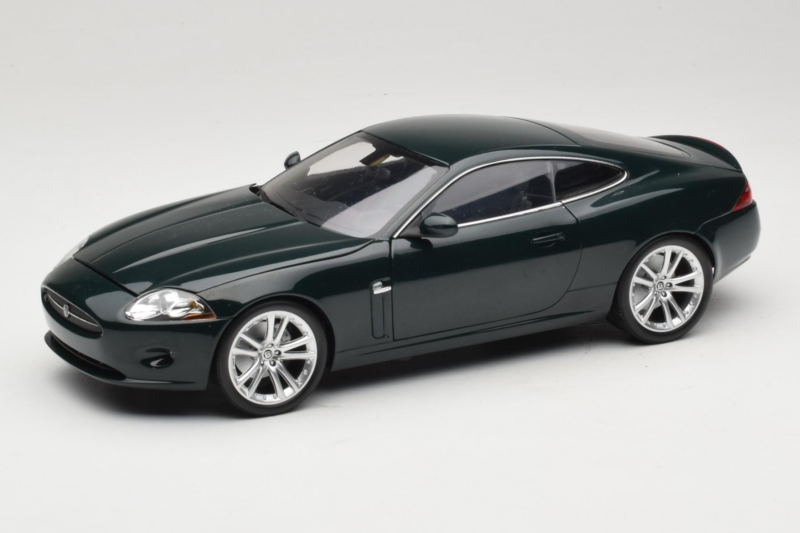 Jaguar XK X150 Зелен Minichamps 1:18 150130500 Метал