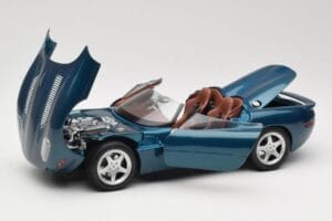 Jaguar XK180 Зелен Maisto 1:18 50337 Метал — снимка 2 от 8