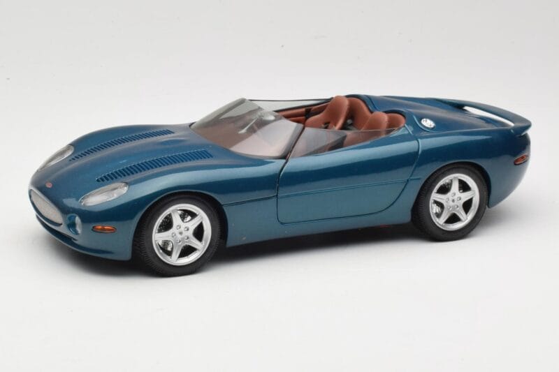 Jaguar XK180 Зелен Maisto 1:18 50337 Метал