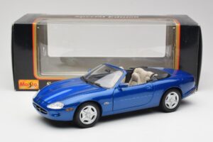 Jaguar XK8 X100 Кабриолет Azure Син Maisto 1:18 50286 Метал — снимка 8 от 8