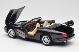 Jaguar XKR X100 Кабриолет Сив Maisto 1:18 50331 Метал — снимка 5 от 8