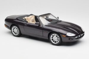 Jaguar XKR X100 Кабриолет Сив Maisto 1:18 50331 Метал — снимка 6 от 8