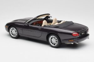 Jaguar XKR X100 Кабриолет Сив Maisto 1:18 50331 Метал — снимка 7 от 8