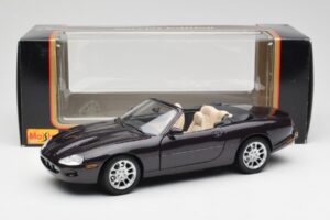 Jaguar XKR X100 Кабриолет Сив Maisto 1:18 50331 Метал — снимка 8 от 8