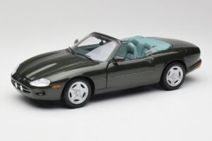 Jaguar XKR X100 Кабриолет Зелен Maisto 1:18 37800-M1 Метал
