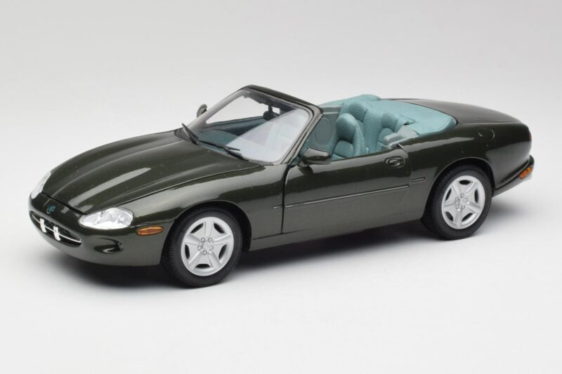 Jaguar XKR X100 Кабриолет Зелен Maisto 1:18 37800-M1 Метал
