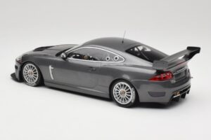 Jaguar XKR GT3 Grey Metallic Minichamps 1:18 150081390 Метал — снимка 5 от 6