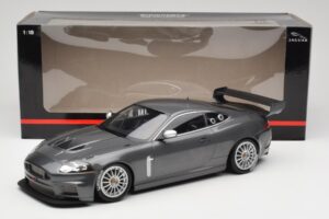 Jaguar XKR GT3 Grey Metallic Minichamps 1:18 150081390 Метал — снимка 6 от 6