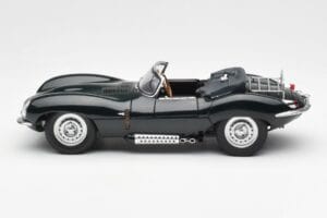 Jaguar XKSS Steve McQueen Personal Car AUTOart 1:18 73526 Метал — снимка 4 от 8