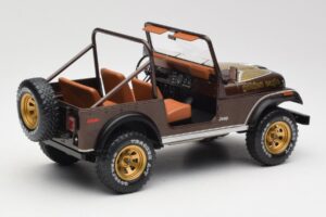 Jeep CJ-7 Golden Eagle Зелен MCG 1:18 MCG18109 Метал — снимка 2 от 6