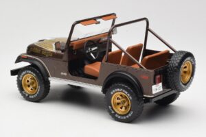 Jeep CJ-7 Golden Eagle Зелен MCG 1:18 MCG18109 Метал — снимка 5 от 6