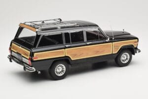 Jeep Grand Wagoneer Черен KK-Scale 1:18 KKDC181113 Метал — снимка 2 от 6