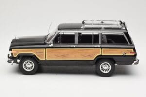 Jeep Grand Wagoneer Черен KK-Scale 1:18 KKDC181113 Метал — снимка 3 от 6