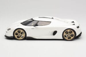 Koenigsegg CC850 Crystal White GT Spirit 1:18 GT903 Смола — снимка 3 от 6