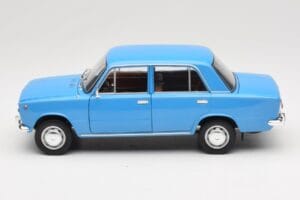 Lada 1200 2101 Син IXO 1:18 18CMC204OP Метал — снимка 4 от 8