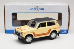 Lada Niva 2121 California Бежов MCG 1:18 MCG18004 Метал — снимка 6 от 6