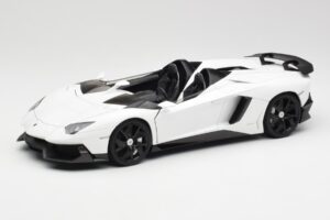 Lamborghini Aventador J Бял AUTOart 1:18 74674 Метал