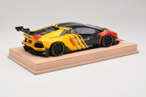 Lamborghini Aventador Liberty Walk Infinite Черен Жълт Timothy & Pierre 1:18 REMC035 Метал — снимка 3 от 7