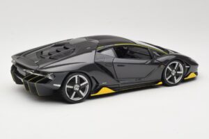 Lamborghini Centenario Сив Maisto 1:18 31386-M1 Метал — снимка 3 от 8