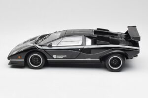 Lamborghini Countach LP500S Черен Kyosho 1:18 08326K Метал — снимка 4 от 8