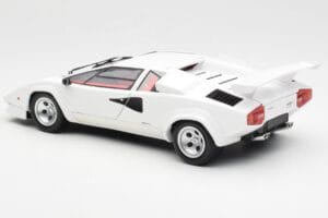 Lamborghini Countach LP500S Бял Kyosho 1:18 08320E Метал — снимка 7 от 8