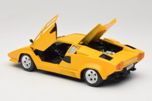 Lamborghini Countach TC Жълт Tonka 1:18 09035-R1 Метал — снимка 5 от 8