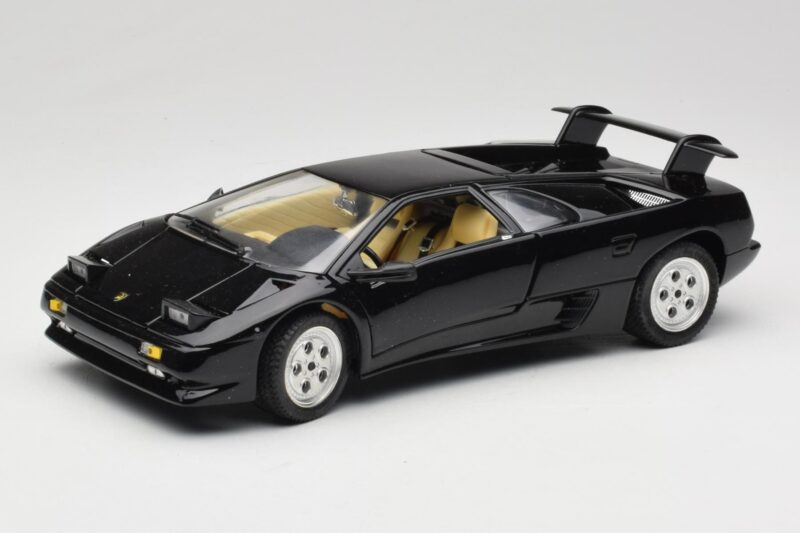Lamborghini Diablo Черен Mira 1:18 6107 Метал