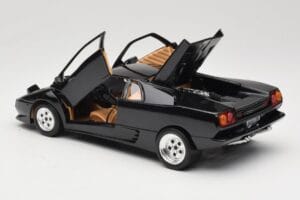 Lamborghini Diablo Черен Tonka 1:18 09035-M1 Метал — снимка 5 от 8
