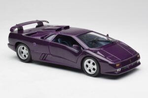 Lamborghini Diablo Jota Лилав Maisto 1:18 50276 Метал — снимка 6 от 8