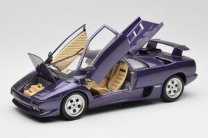 Lamborghini Diablo Лилав Maisto 1:18 3028 Метал — снимка 2 от 8
