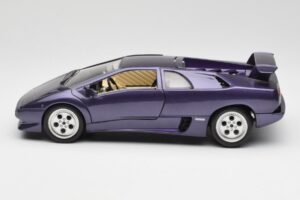 Lamborghini Diablo Лилав Maisto 1:18 3028 Метал — снимка 4 от 8