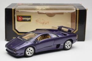 Lamborghini Diablo Лилав Maisto 1:18 3028 Метал — снимка 8 от 8