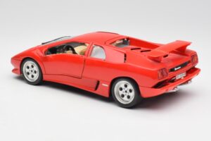 Lamborghini Diablo Червен Bburago 1:18 3028-M1 Метал — снимка 7 от 8