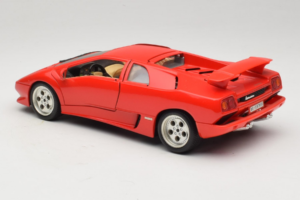 Lamborghini Diablo Червен Bburago 1:18 3041-M1 Метал — снимка 7 от 8
