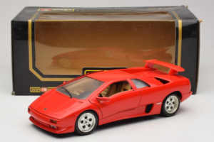 Lamborghini Diablo Червен Bburago 1:18 3041-M1 Метал — снимка 8 от 8