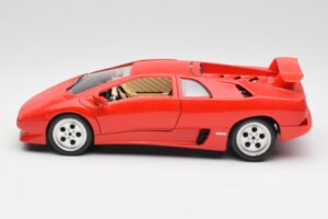 Lamborghini Diablo Червен Bburago 1:18 3028-M1 Метал — снимка 4 от 8