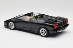 Lamborghini Diablo Roadster Черен AUTOart 1:18 70093-R1 Метал — снимка 9 от 10