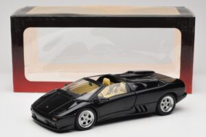 Lamborghini Diablo Roadster Черен AUTOart 1:18 70093-R1 Метал — снимка 10 от 10