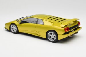 Lamborghini Diablo SE30 Anniversary Edition Жълт Spyder AUTOart 1:18 79157 Метал — снимка 7 от 8