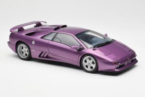 Lamborghini Diablo SE30 Jota Металик Лилав AUTOart 1:18 79142 Композит — снимка 6 от 8
