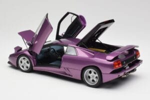 Lamborghini Diablo SE30 Anniversary Edition Металик Лилав AUTOart 1:18 79158 Метал — снимка 5 от 8