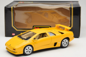 Lamborghini Diablo Жълт Bburago 1:18 3041-M2 Метал — снимка 8 от 8