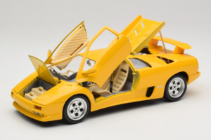 Lamborghini Diablo Жълт Bburago 1:18 3041-M2 Метал — снимка 2 от 8