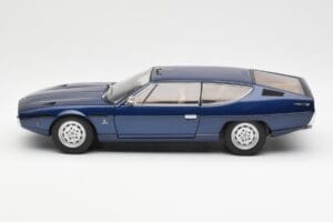 Lamborghini Espada Син Metallic AUTOart 1:18 74502 Метал — снимка 4 от 8