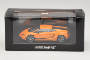 Lamborghini Gallardo LP570-4 Superleggera Оранжев Металик Minichamps 1:43 400103841 Метал — снимка 5 от 5