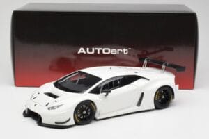 Lamborghini Huracan GT3 Бял AUTOart 1:18 81527 Метал — снимка 8 от 8