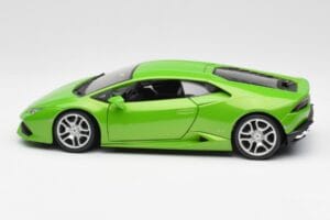 Lamborghini Huracan LP610-4 Зелен Bburago 1:18 18-11038 Метал — снимка 4 от 8