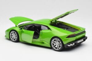 Lamborghini Huracan LP610-4 Зелен Bburago 1:18 18-11038 Метал — снимка 5 от 8
