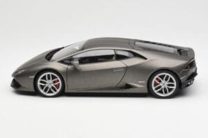 Lamborghini Huracan LP610-4 Сив AUTOart 1:18 74606 Композит — снимка 4 от 8