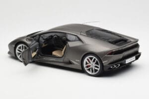 Lamborghini Huracan LP610-4 Сив AUTOart 1:18 74606 Композит — снимка 5 от 8